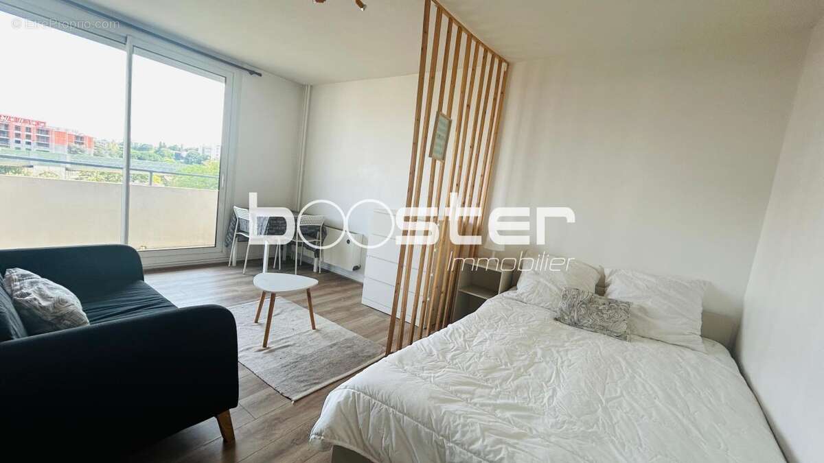 Toulouse Roseraie – Studio 26,86 m² au 6e étage avec ascenseur, coin cuisine accès au balcon avec une vue dégagée - photo 2