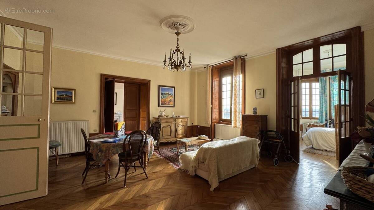 Appartement à THIERS