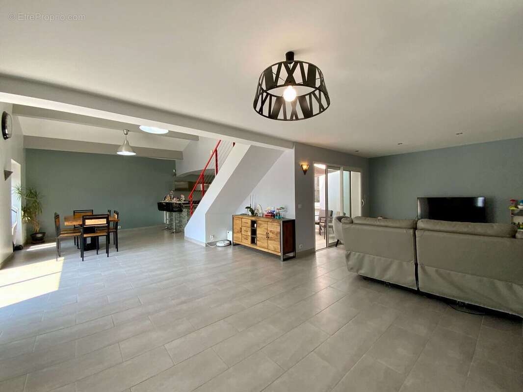 Maison à Tugéras-Saint-Maurice 5 pièces 159 m2 - photo 7