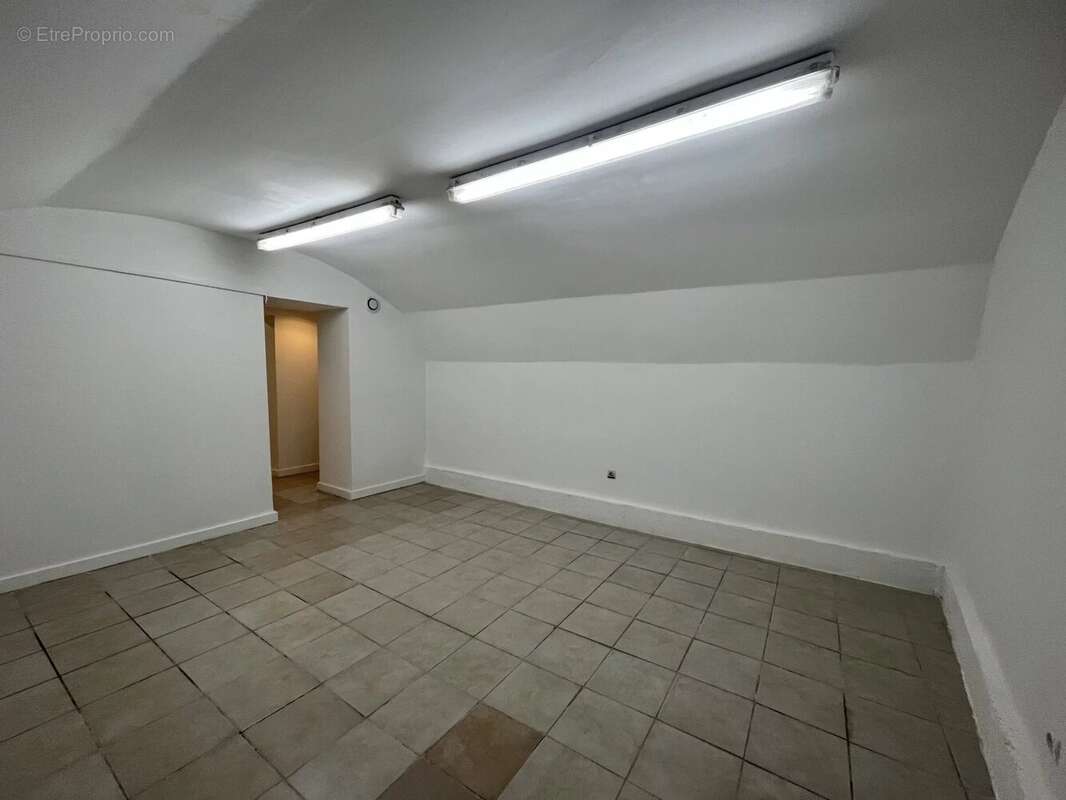 Commerce à PARIS-3E