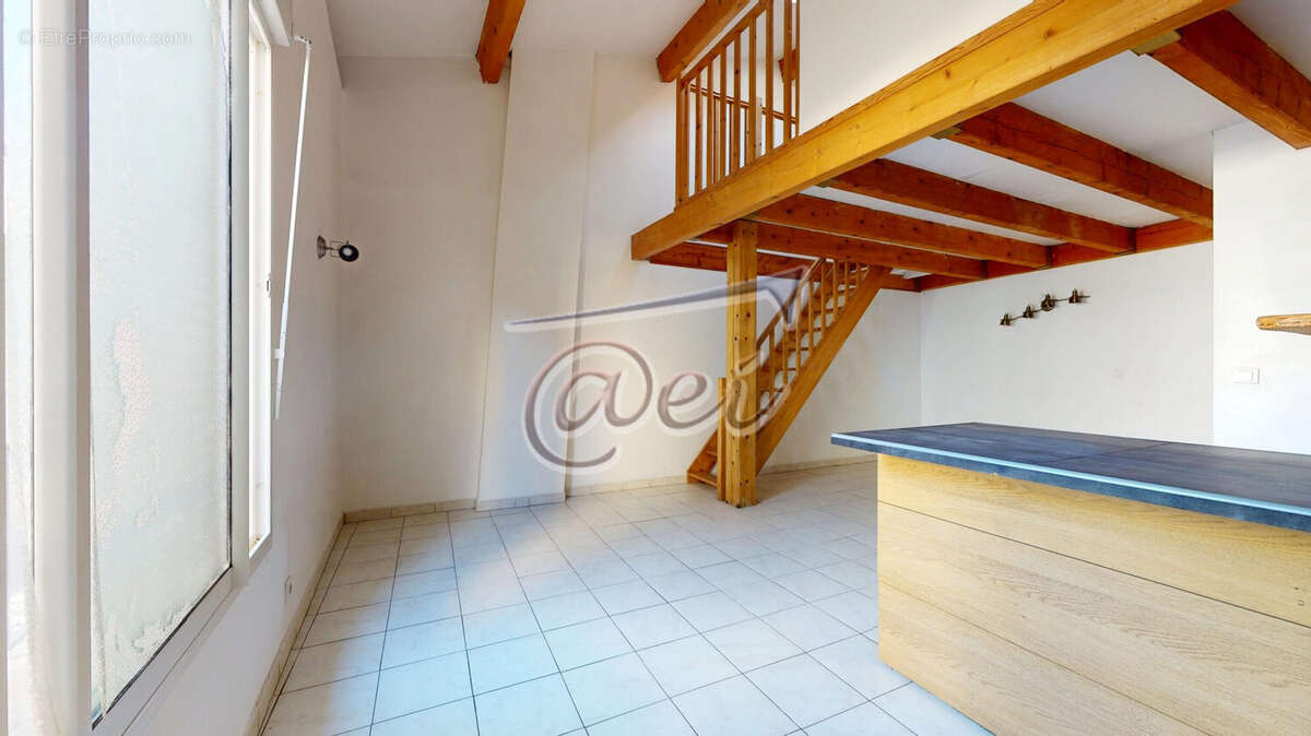 Appartement à SAINT-MAXIMIN-LA-SAINTE-BAUME