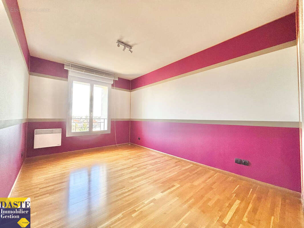 Appartement à PONTAULT-COMBAULT