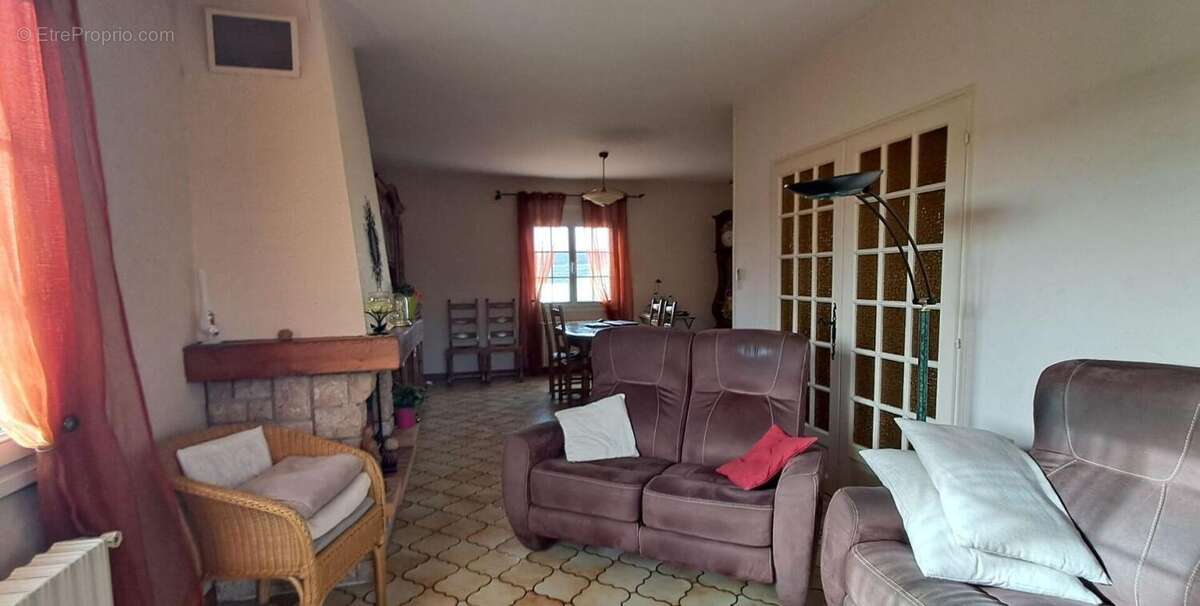 Maison à AUZAY