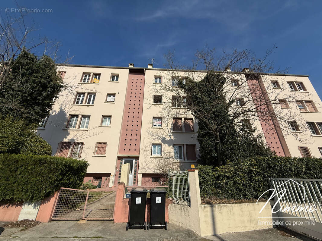 Appartement à NIMES