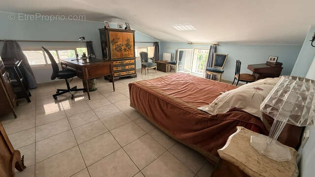 Appartement à SANARY-SUR-MER