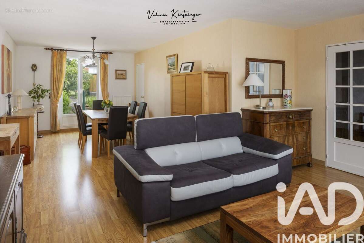 Maison 130 m² à Tressange  - photo 2