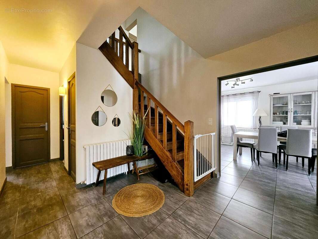 Photo 2 - Maison à LONGNES