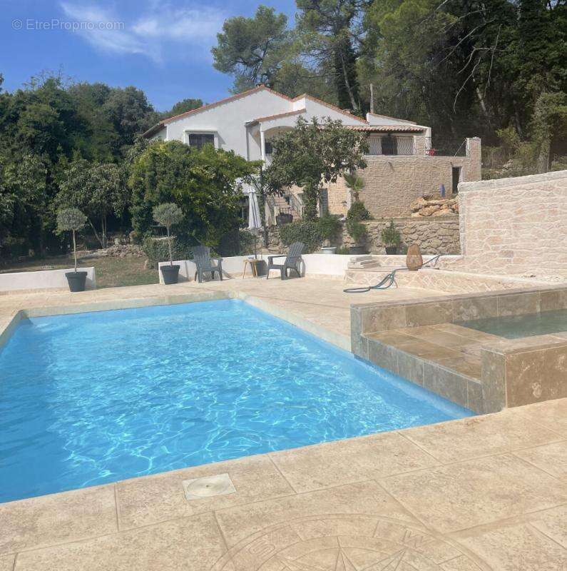 Maison à BRIGNOLES