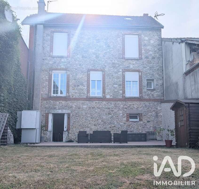 Maison 128 m² à Villers-Allerand  - photo 8