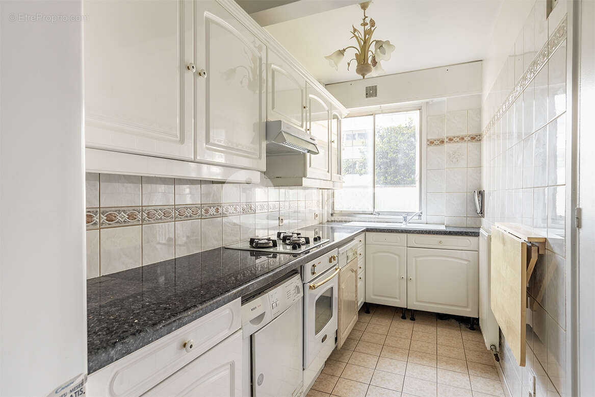 Appartement à LEVALLOIS-PERRET