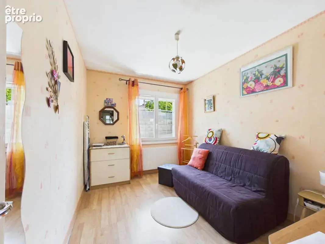 Maison de 105 m2 au coeur de Montamisé , 3 chambres, jardin, garage , grand sous sol - photo 7