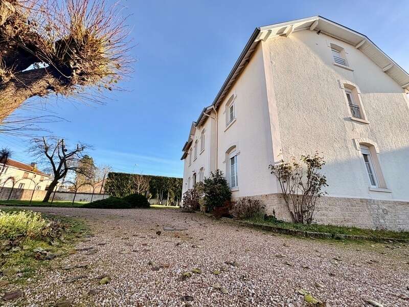 Appartement à GUEUGNON