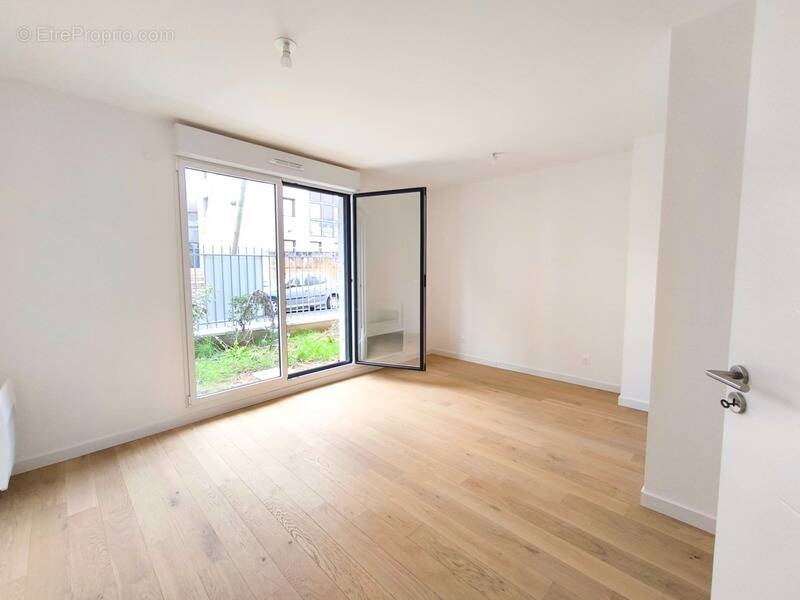 Appartement à SURESNES