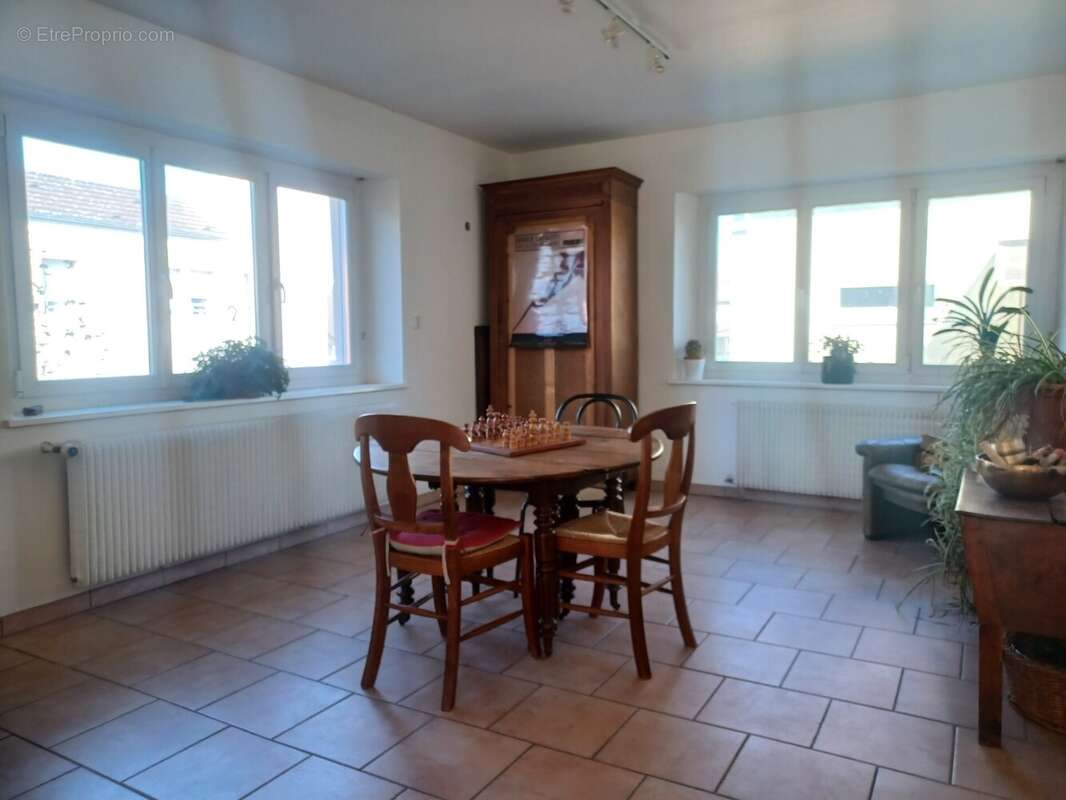 Maison à DANNEMARIE