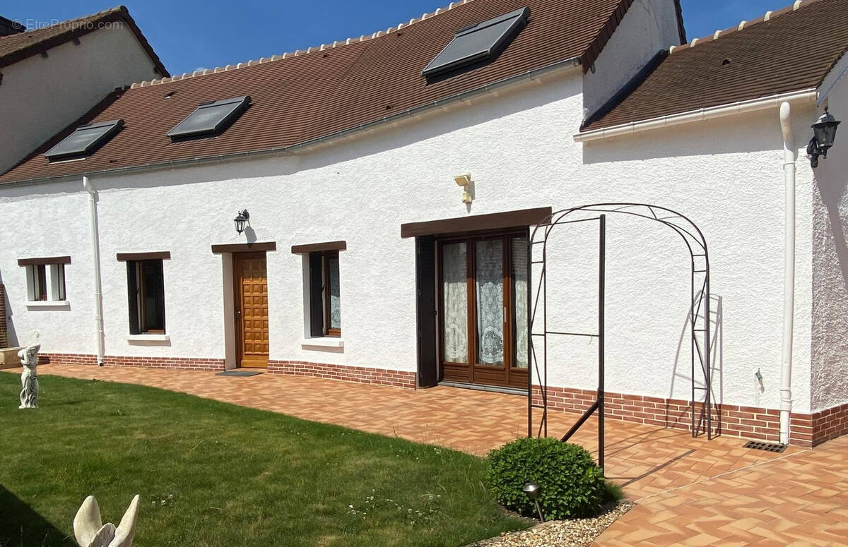 Maison à EZY-SUR-EURE