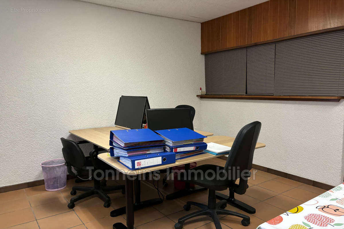 Commerce à TONNEINS