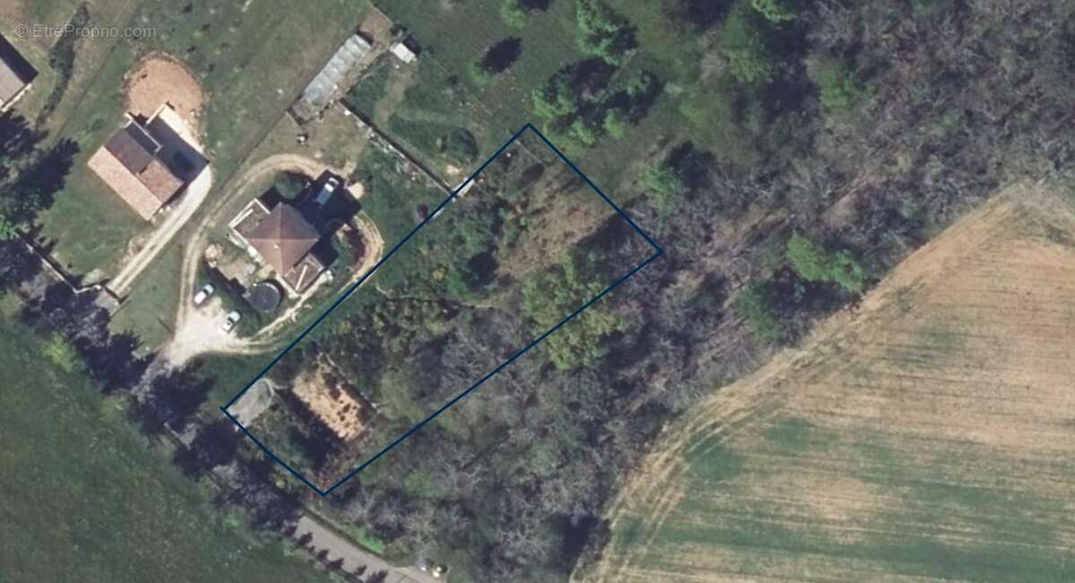 Terrain à PERIGUEUX