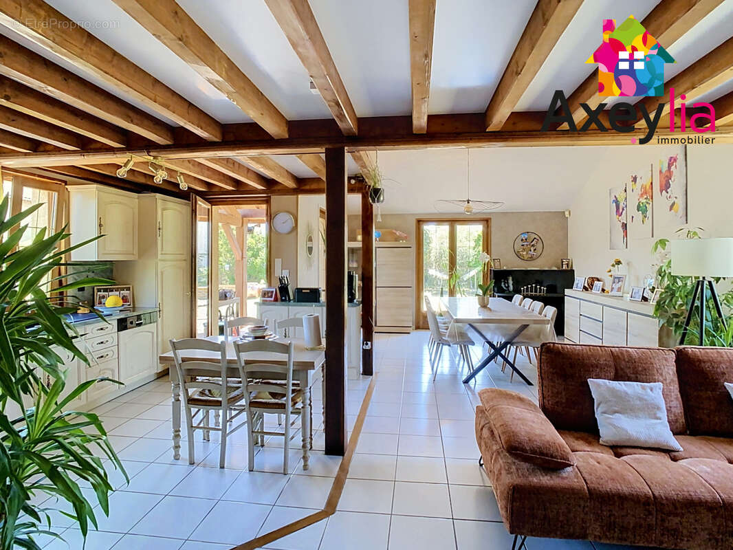 A vendre- pouilly les nonains- maison familiale 5 chambres - photo 3