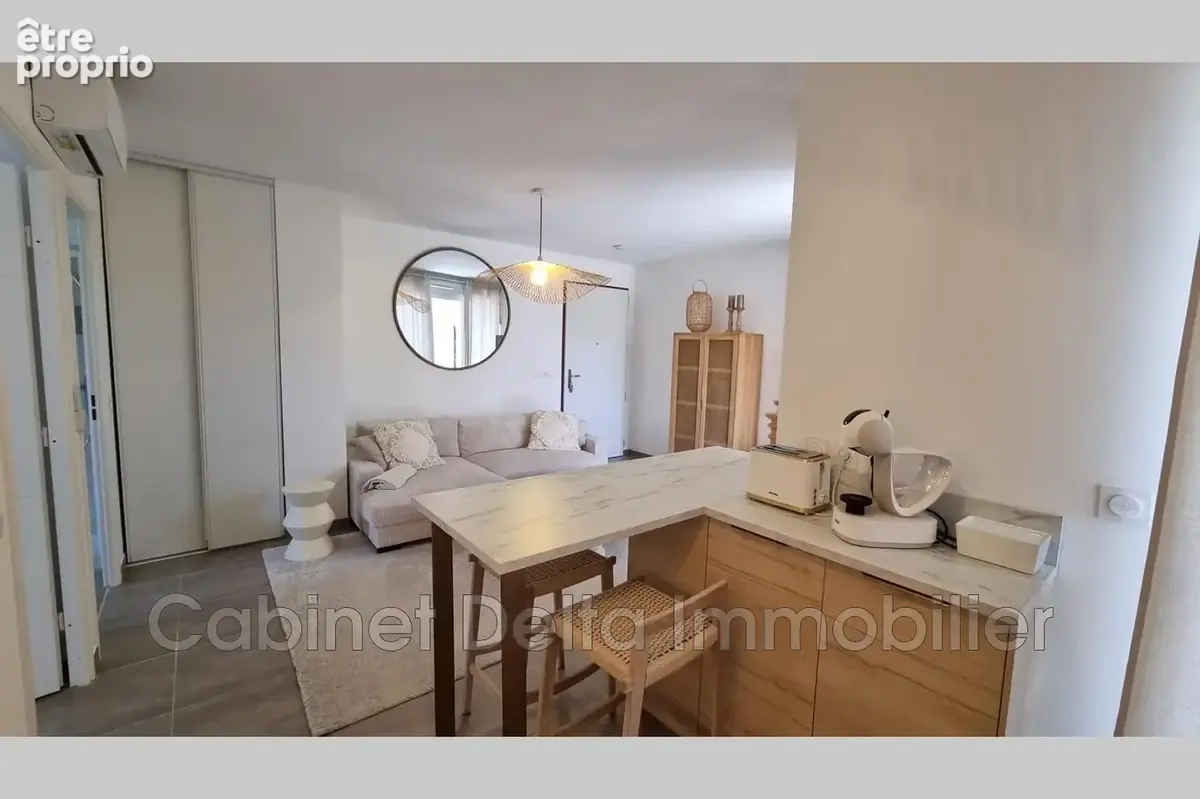 Appartement 2 pièces 44 m² à vendre à Sanary-Sur-Mer (83110) - photo 2
