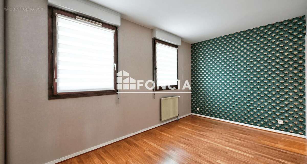 Appartement à MONTIGNY-LE-BRETONNEUX