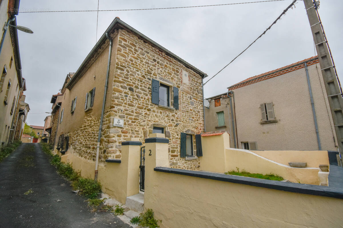 Maison à SAINTE-FLORINE