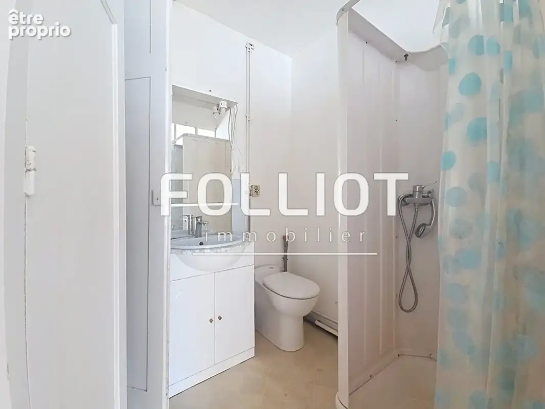 Appartement 3 pièces à vendre au centre-ville de Granville - Réf. 12854JV - photo 4