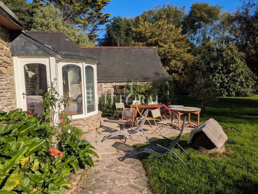 Maison à PLOUGONVELIN