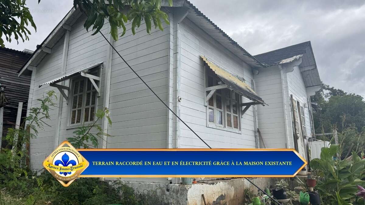 Terrain à SAINT-DENIS