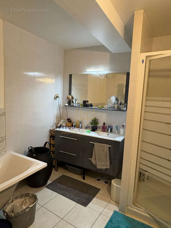 Appartement à VILLELAURE