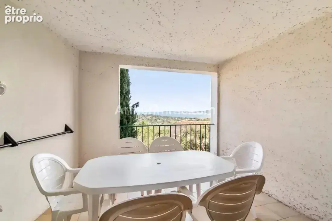 Grimaud - exclusivité : - photo 4