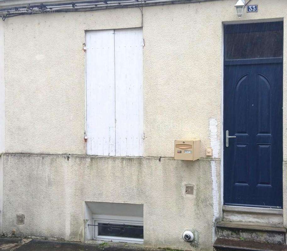 Maison à SAINTES