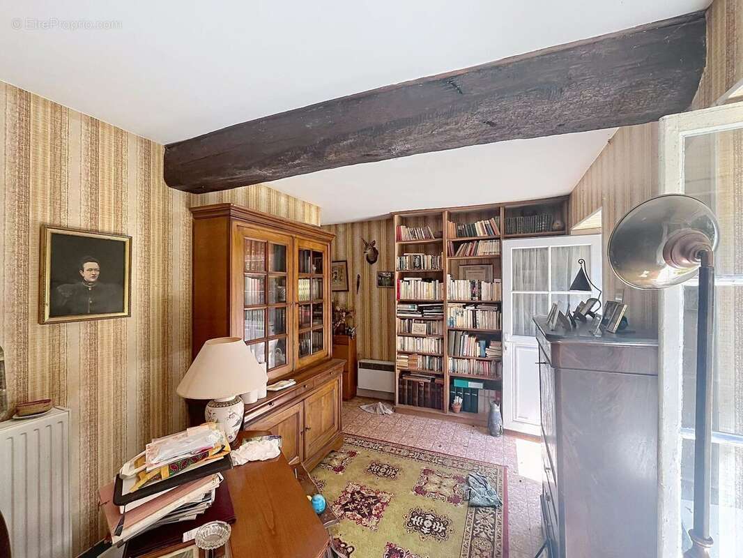 Maison à MERLIEUX-ET-FOUQUEROLLES
