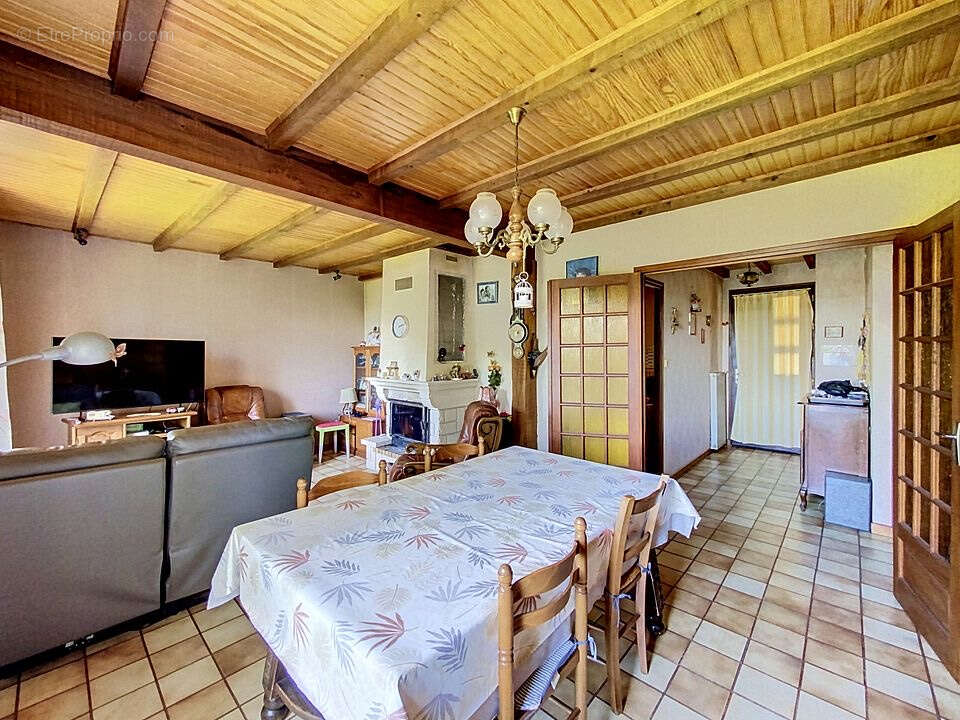 Maison à ODARS