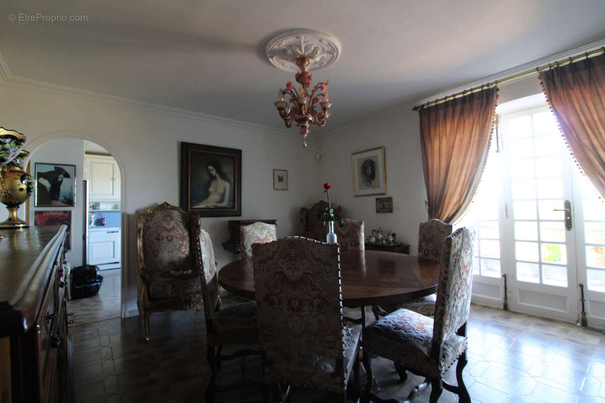 Maison à ROUSSON