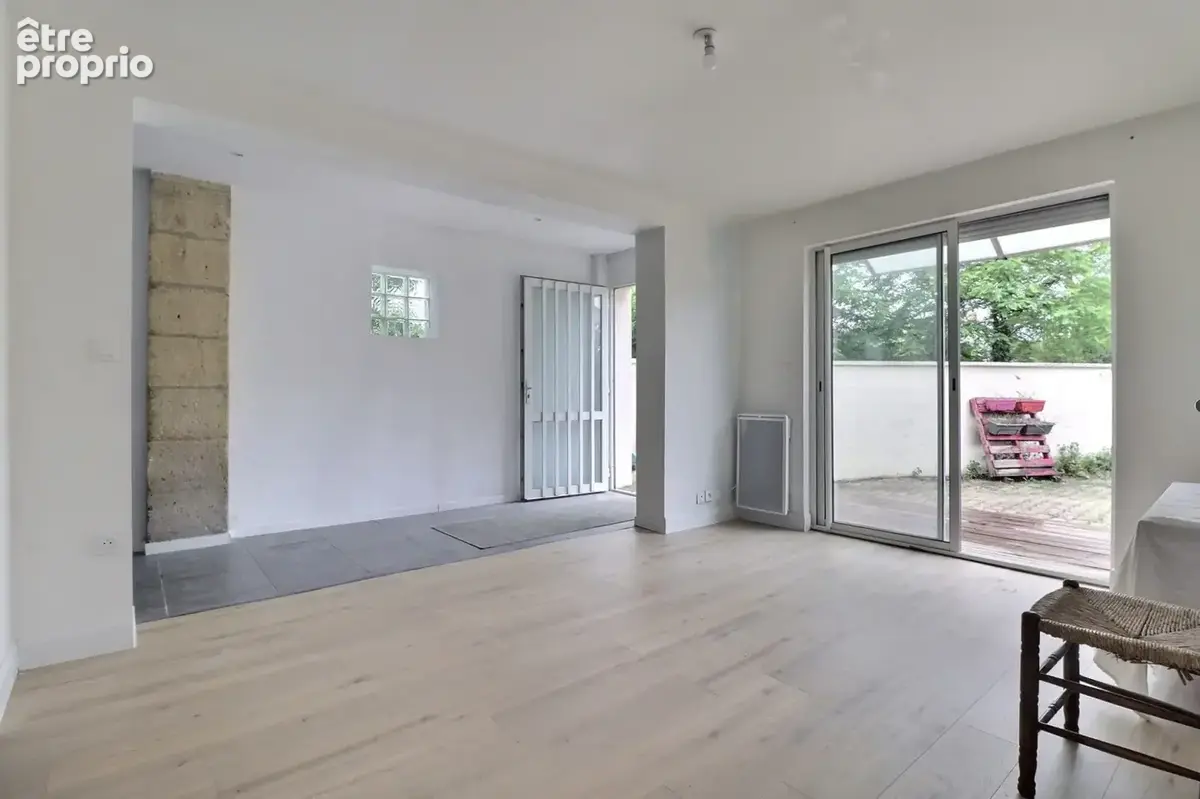 Maison à IZON