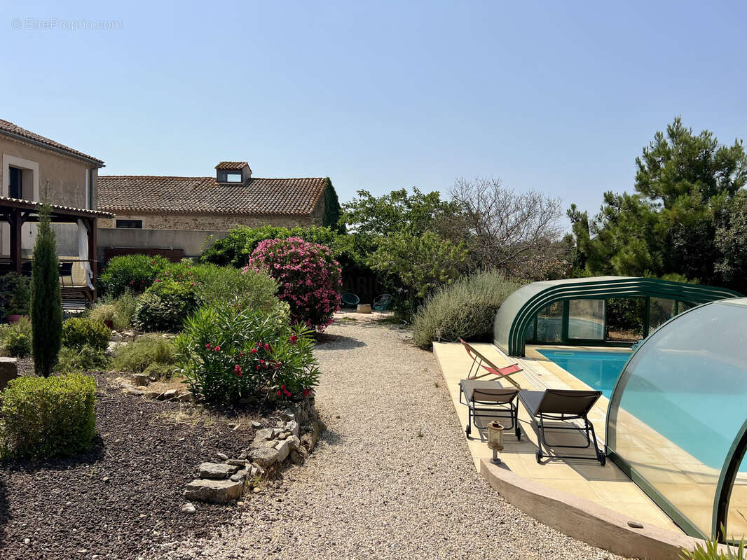 Maison à BOUTENAC