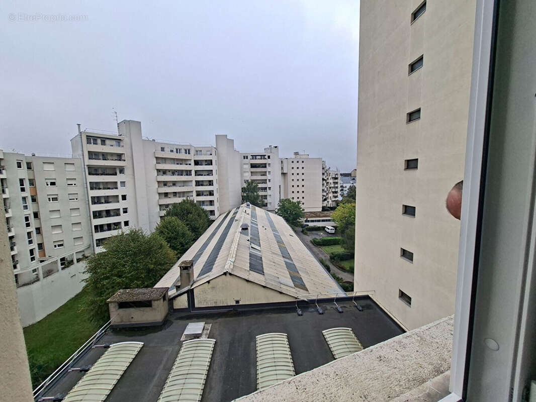 Appartement à MONTROUGE