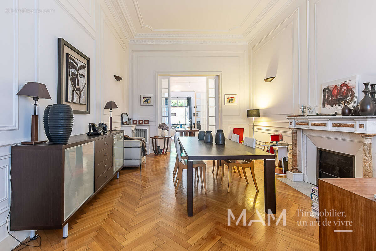 Appartement à MARSEILLE-8E