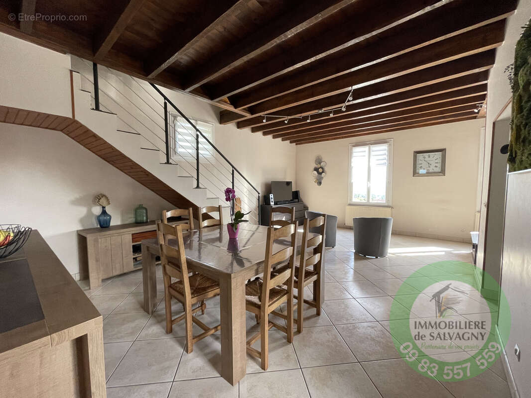 Maison à LIMONEST