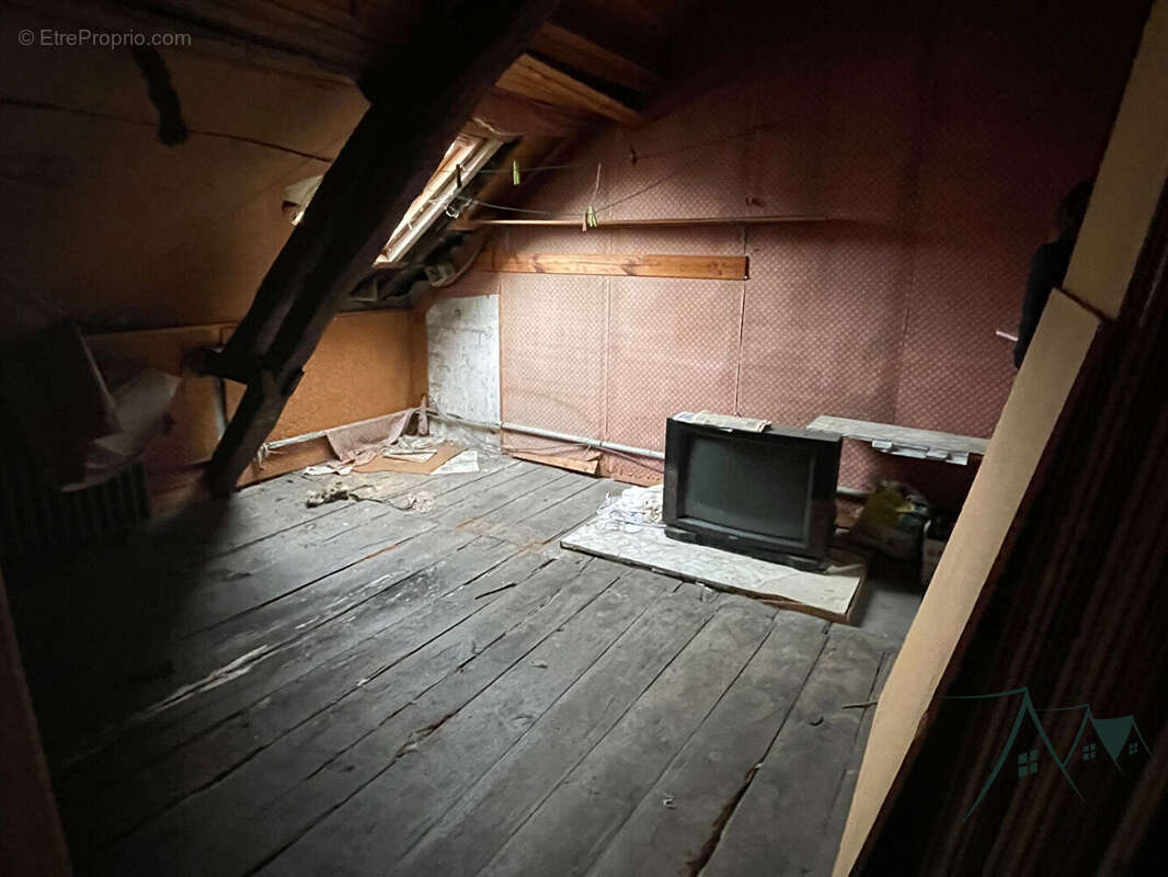 Maison à SAINT-AMAND-MONTROND