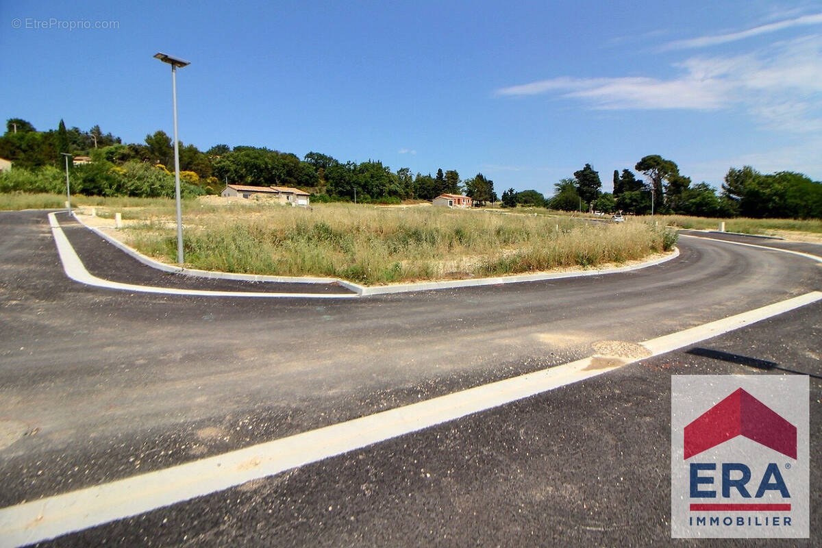 Terrain à BOURG-SAINT-ANDEOL