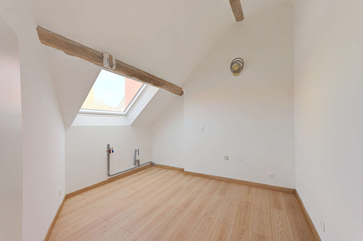 Centre-Ville- Appartement 3 pièces refait à neuf - photo 9