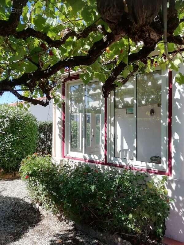 Maison à SIX-FOURS-LES-PLAGES