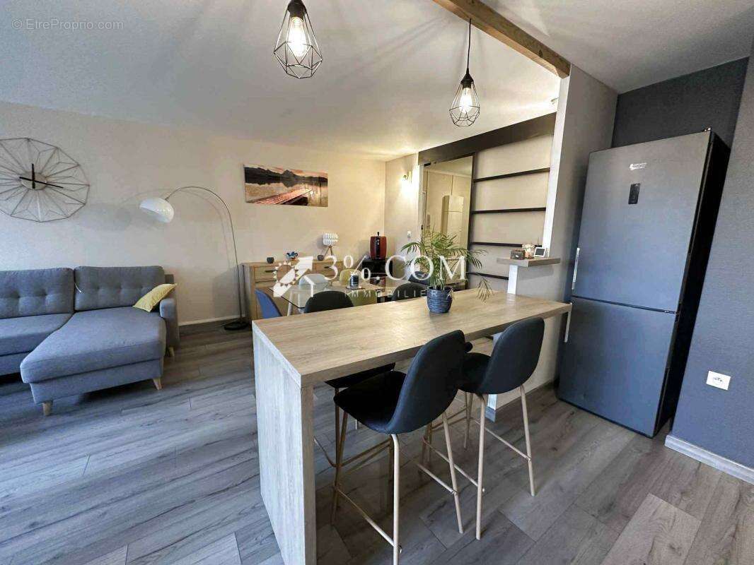 Appartement à ROSIERES-AUX-SALINES