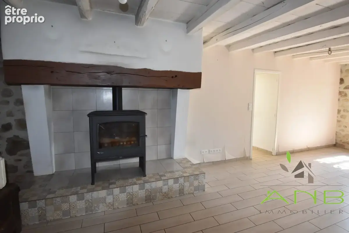 Maison 160 m² à Saint-Mathieu  - photo 6