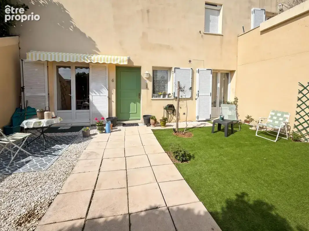 Appartement à vendre T2 situé en rez-de-jardin de 50 m² avec Jardin Privatif & Garage + climatisation - photo 3