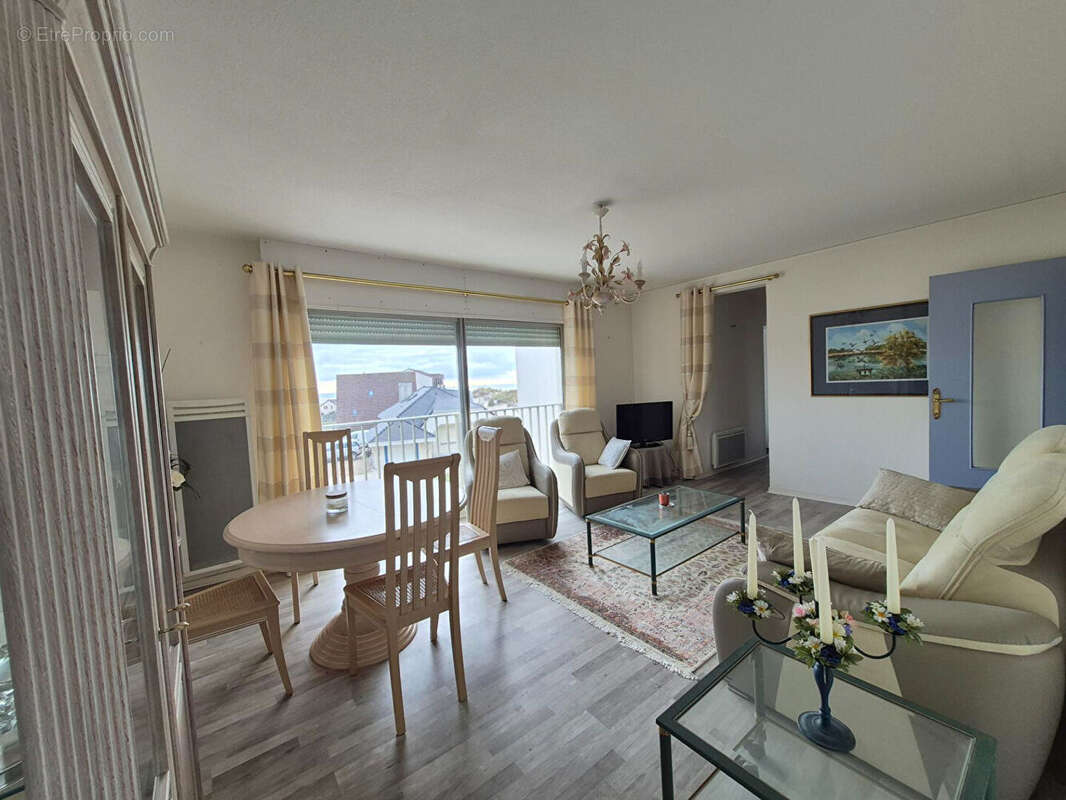 Appartement à CAMIERS