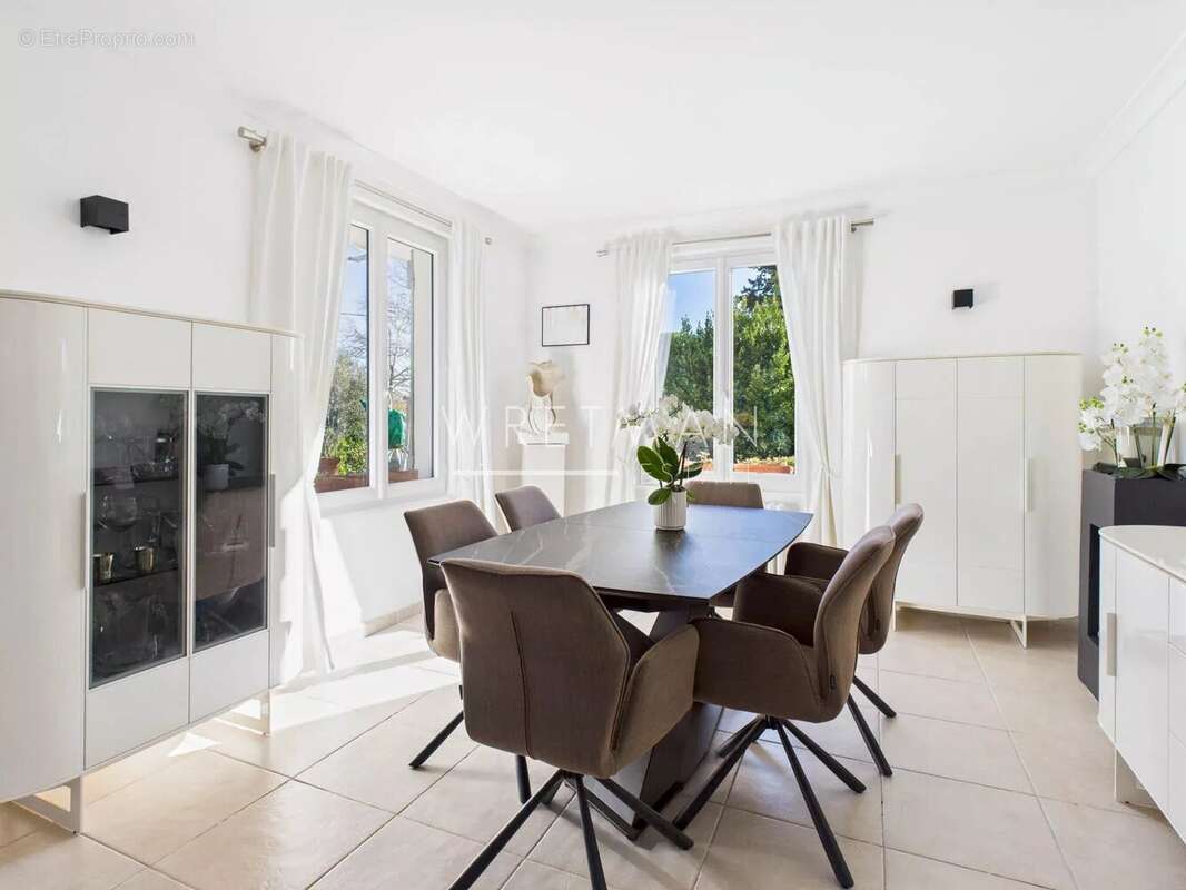 Maison à CALLIAN