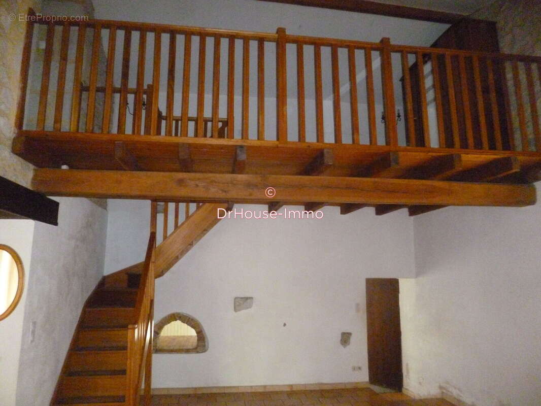 Maison à SAINT-MARTIN-DE-GURSON