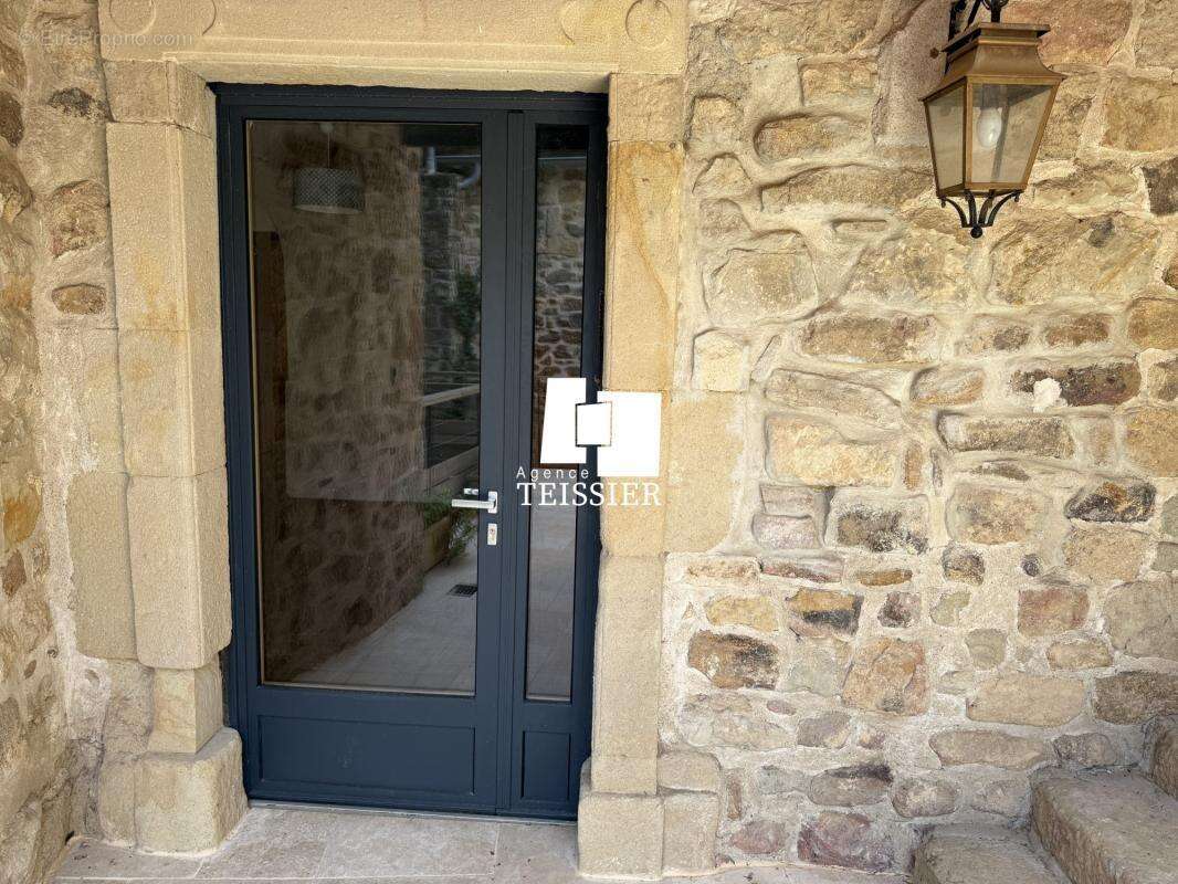Maison à SAINT-PAUL-LE-JEUNE